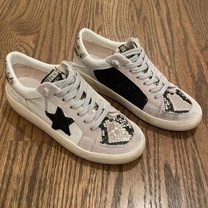 Vintage Havana Bonnie Gold Snake. Size 8.5.